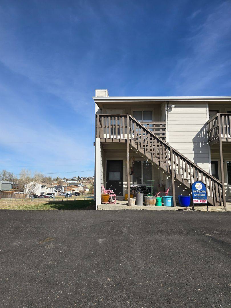 Apartment for rent at 2411 S McKinley St, Casper, WY 82601