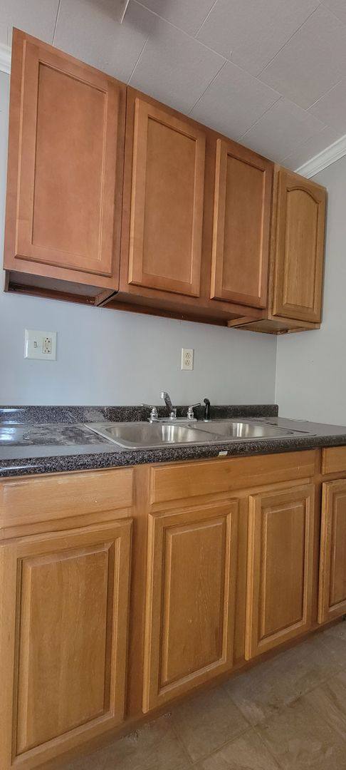Apartment for rent at 242 Lynwood Ave, Elmira, NY 14903