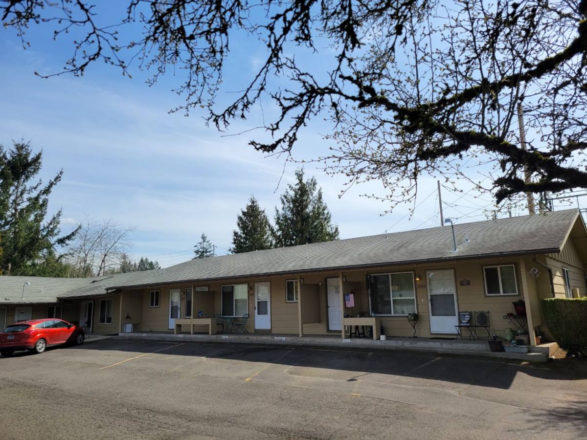 Apartment for rent at 3962 Liberty Rd S, Salem, OR 97302