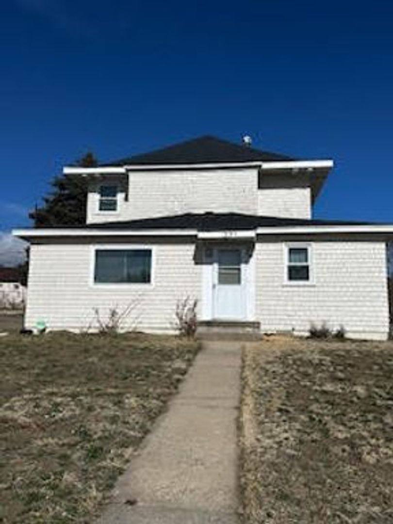 Apartment for rent at 721 Hillside St, Trinidad, CO 81082