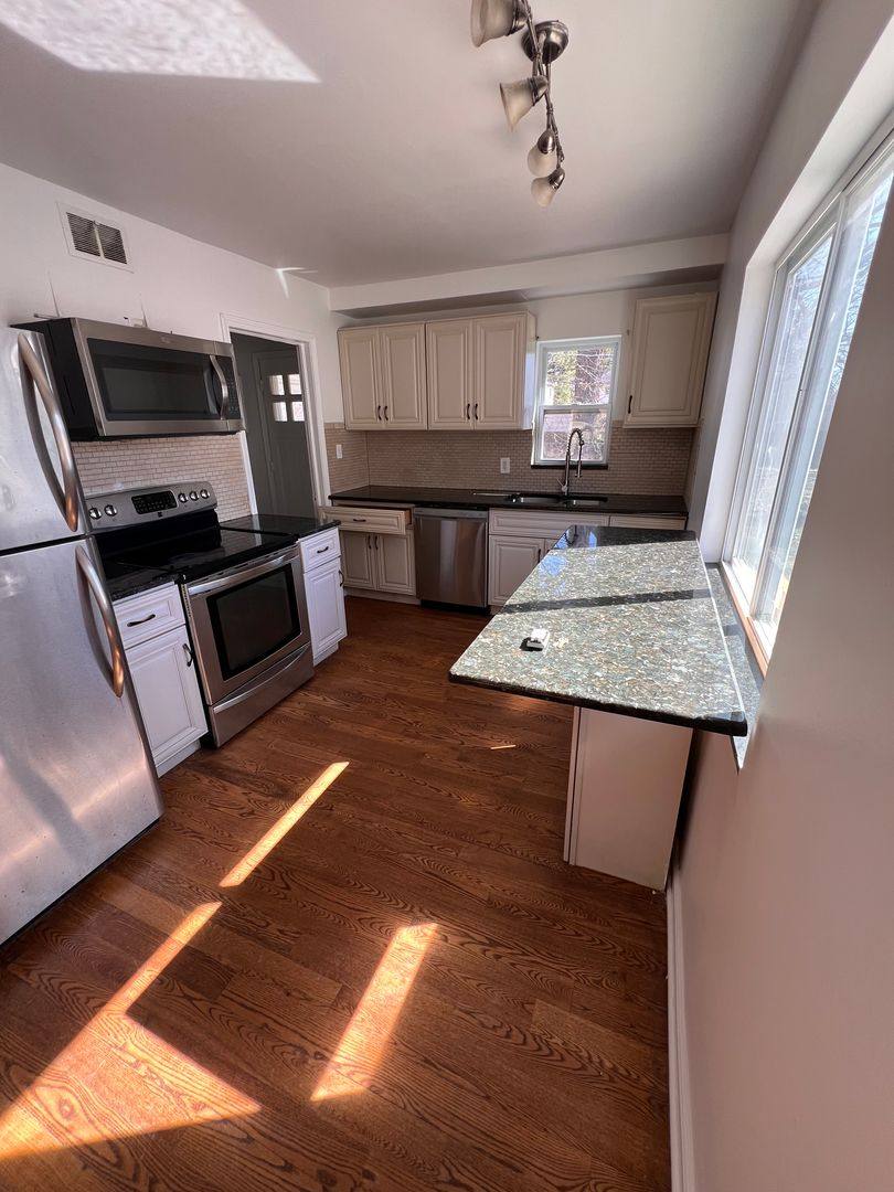 House for rent at 4565 Flemming St, Dearborn Heights, MI 48125