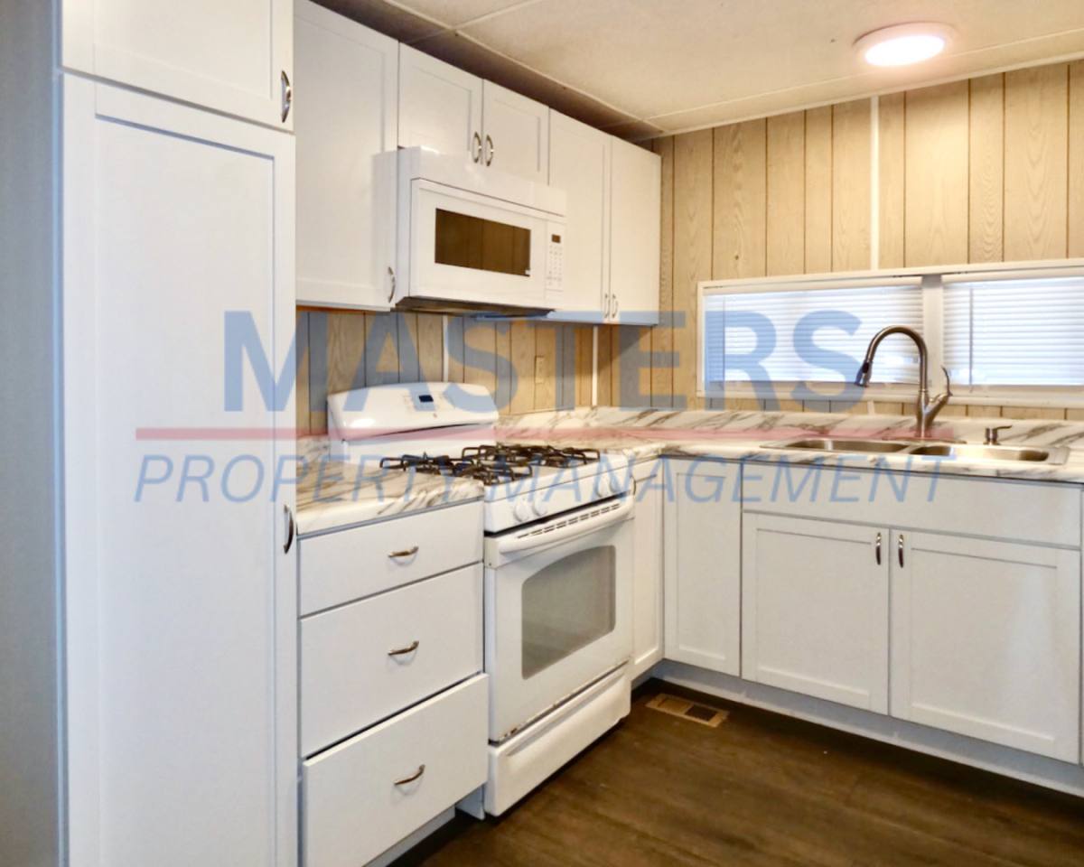 Apartment for rent at 10635 Ford Rd, Perrysburg, OH 43551