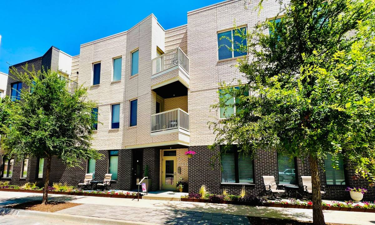 Condo for rent at 627 Couch Dr, Oklahoma City, OK 73102