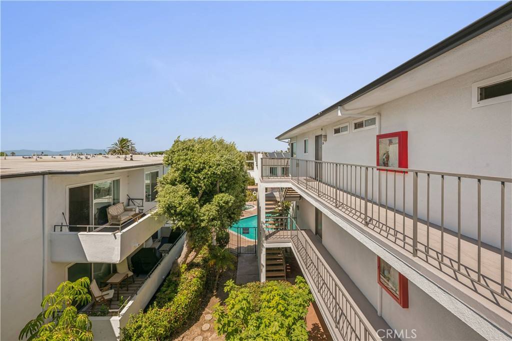 Apartment for rent at 415 S Prospect Ave #219, Redondo Beach, CA 90277
