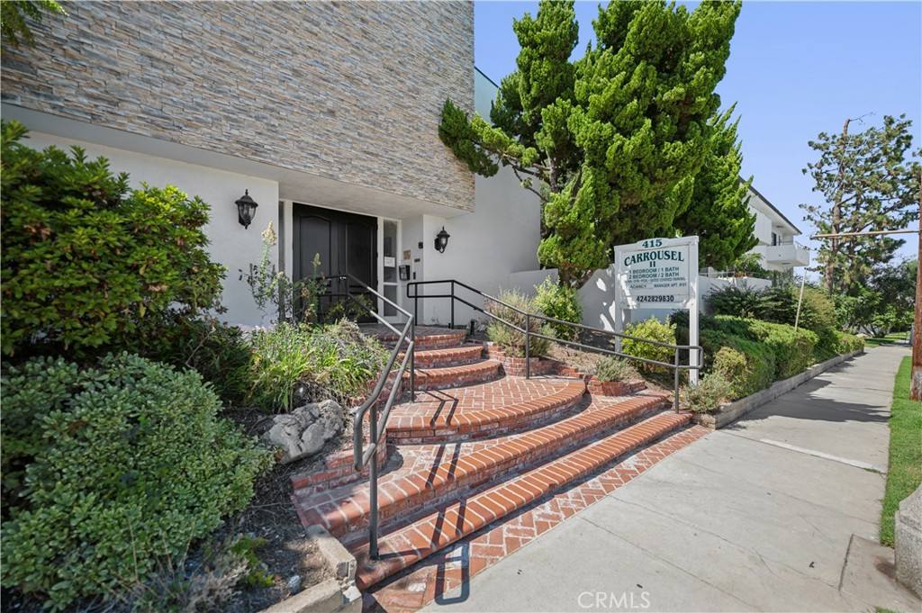 Apartment for rent at 415 S Prospect Ave #219, Redondo Beach, CA 90277