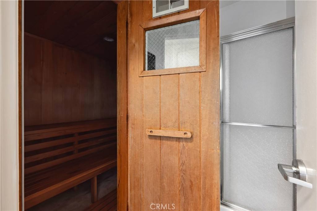 Apartment for rent at 415 S Prospect Ave #219, Redondo Beach, CA 90277