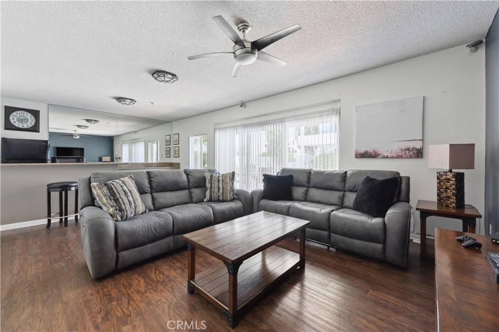 Apartment for rent at 415 S Prospect Ave #219, Redondo Beach, CA 90277