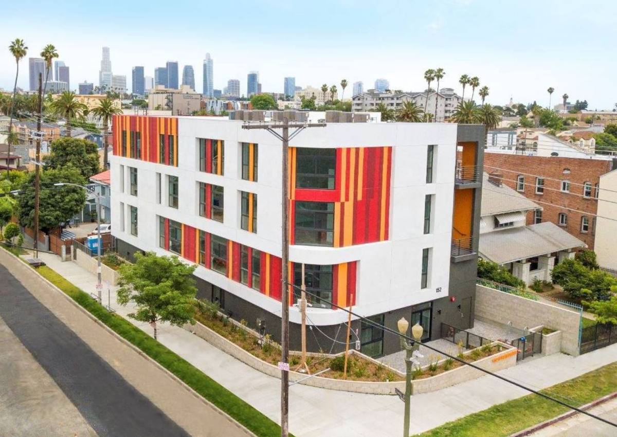 Apartment for rent at 152 N Rampart, Los Angeles, CA 90026