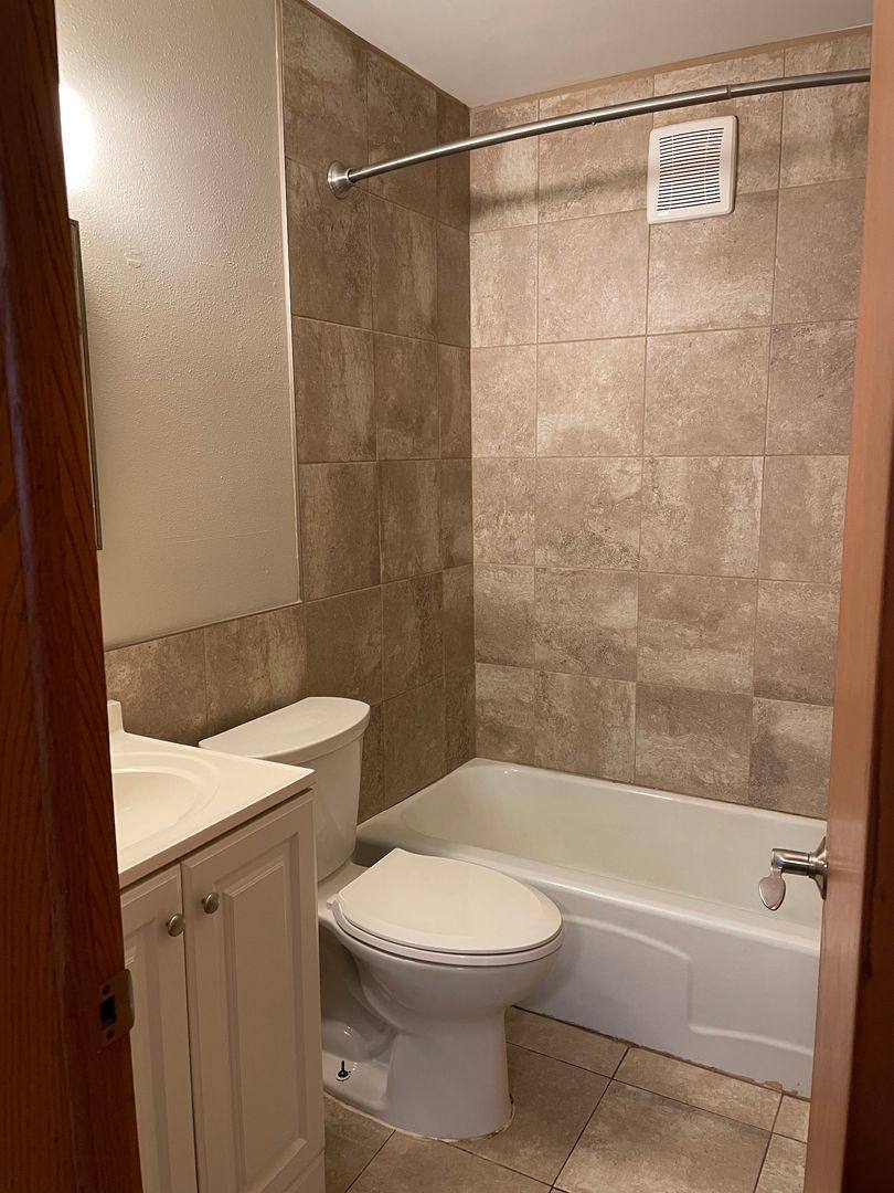 Apartment for rent at 1910 10th Ave S, Saint Cloud, MN 56301