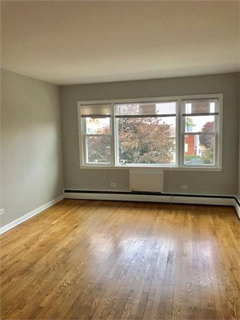 Apartment for rent at 1500-04 N 22nd Ave, Melrose Park, IL 60160