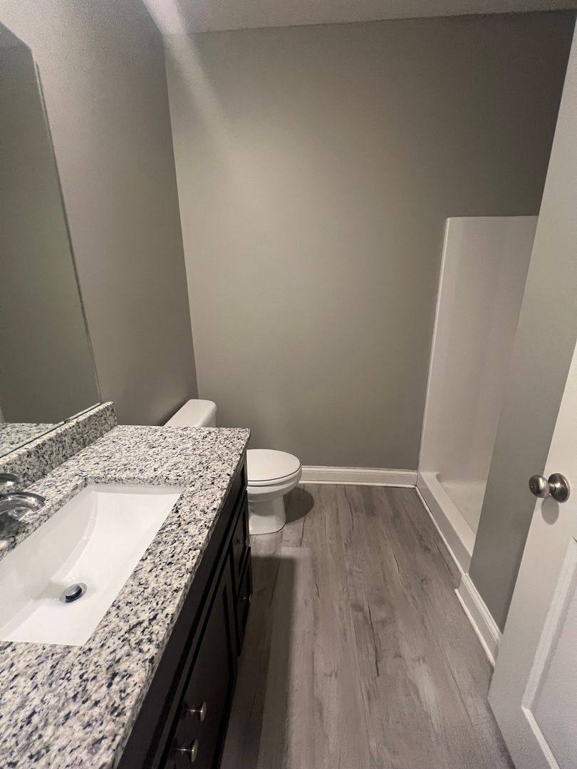 Apartment for rent at 5882 Otte Court, Bowling Green, KY 42104