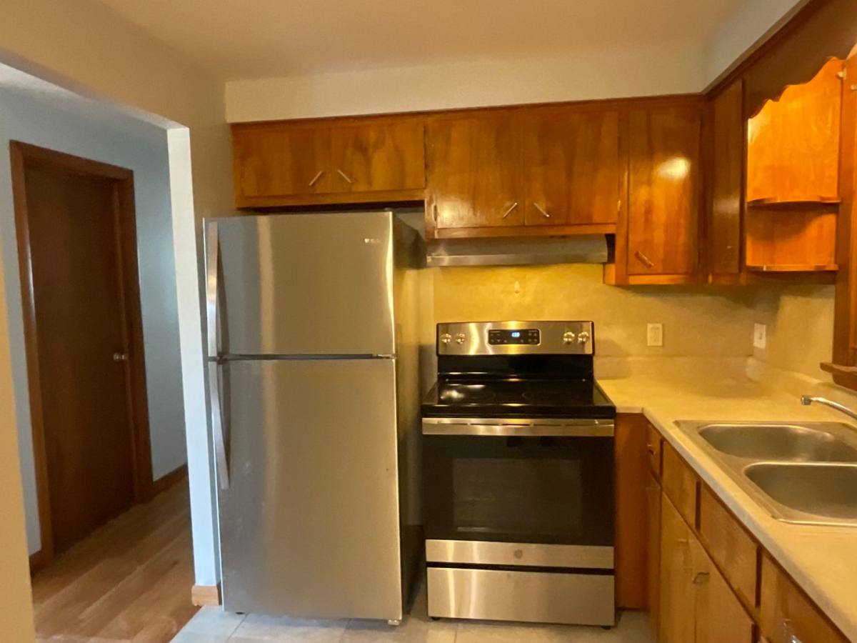 Apartment for rent at 2 Eastview Dr, Vernon Rockville, CT 06066