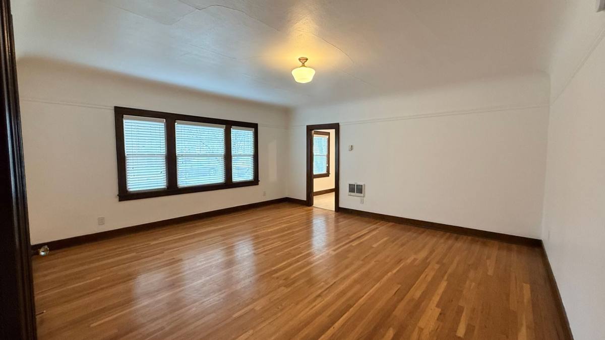 Apartment for rent at 3330 SE Gladstone St, Portland, OR 97202