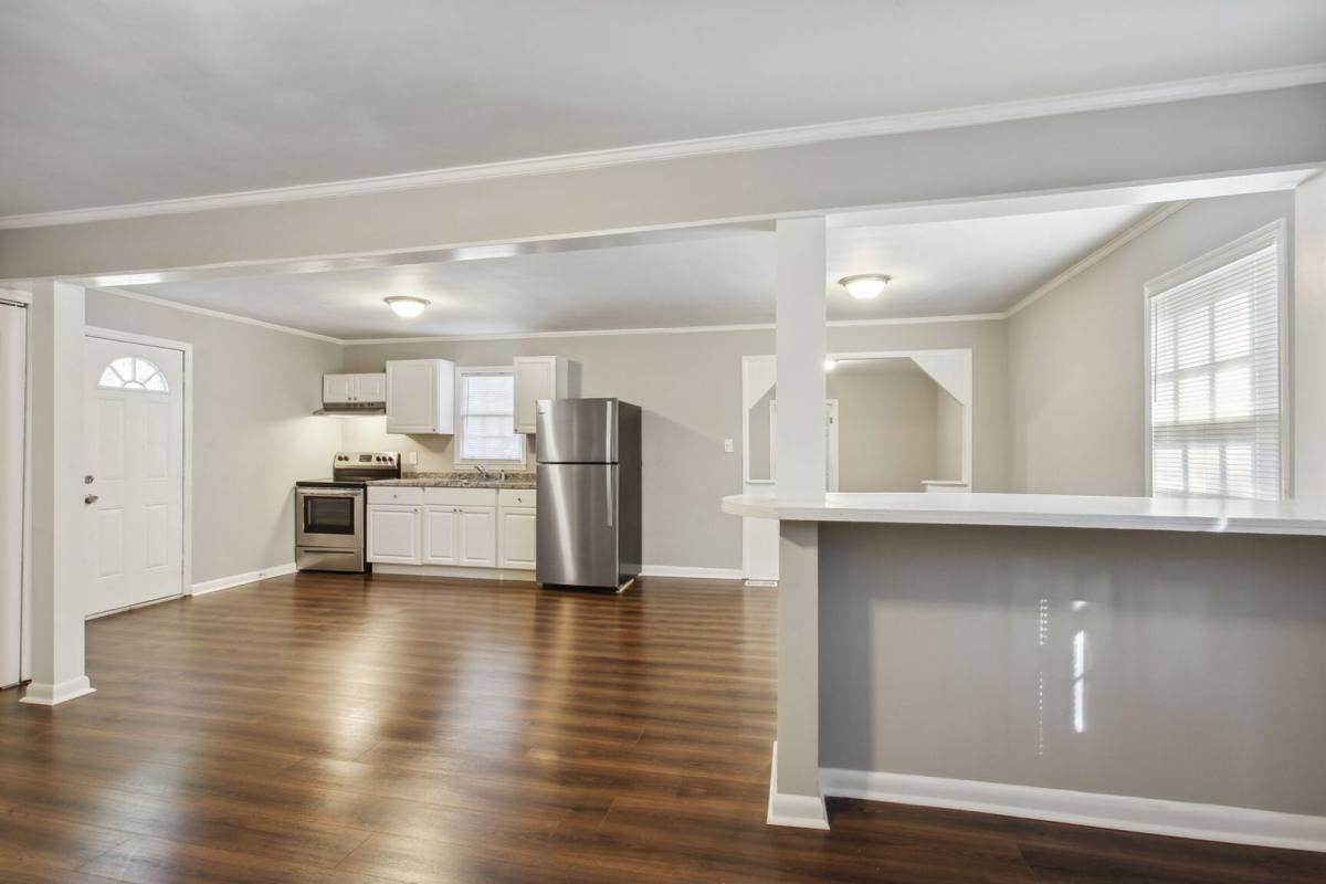 Apartment for rent at 1932 Beech St, Savannah, GA 31404