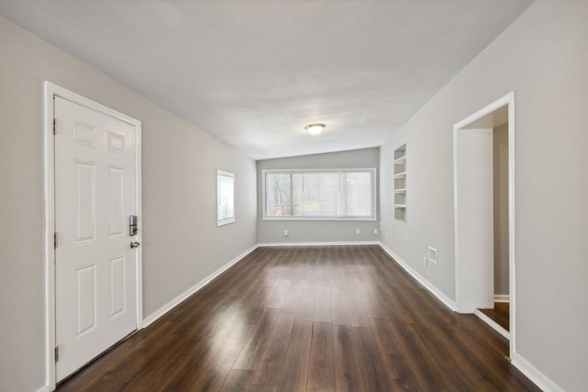 Apartment for rent at 1932 Beech St, Savannah, GA 31404