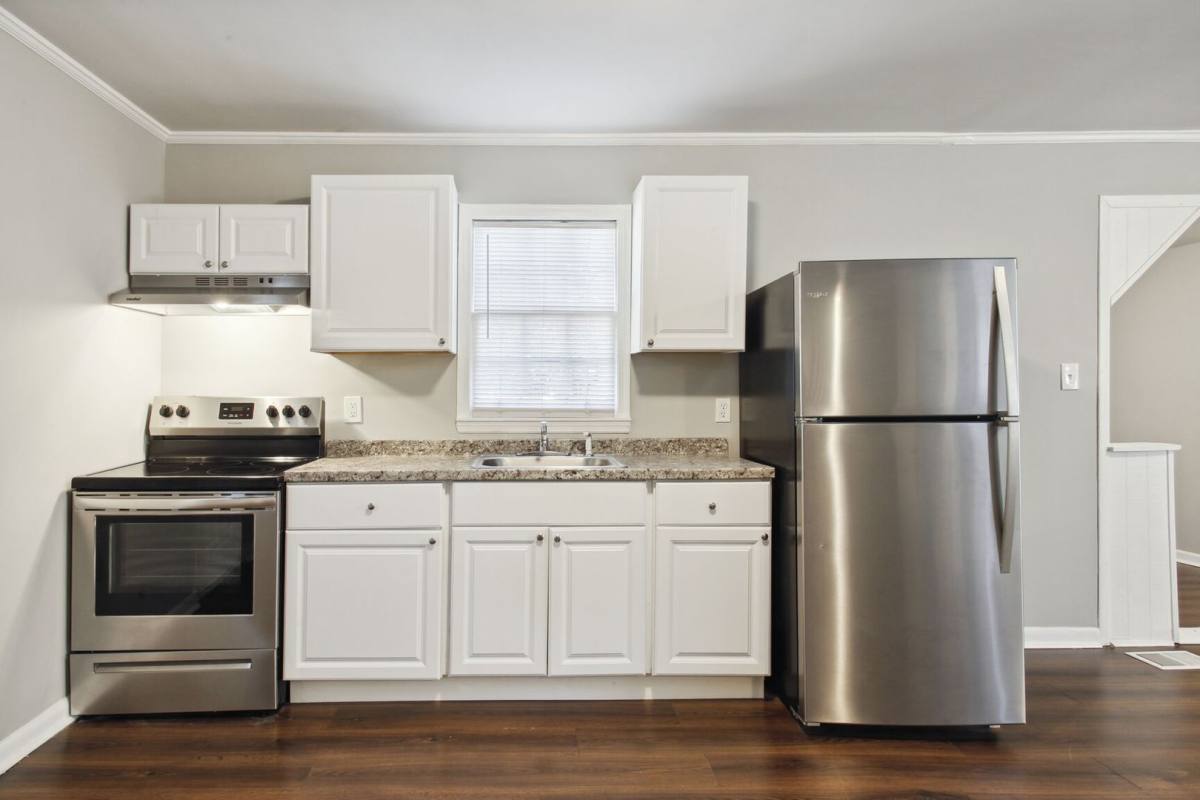 Apartment for rent at 1932 Beech St, Savannah, GA 31404