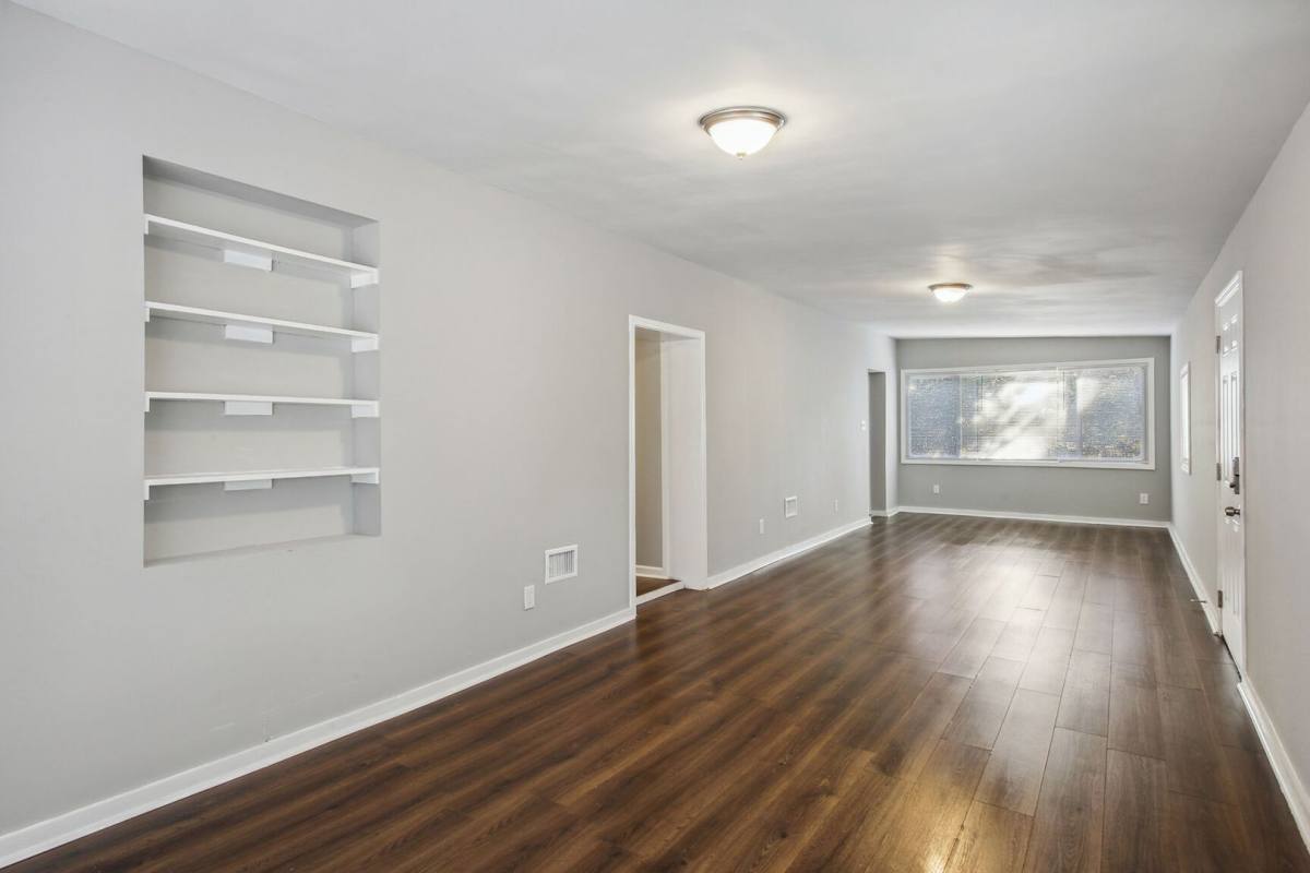 Apartment for rent at 1932 Beech St, Savannah, GA 31404