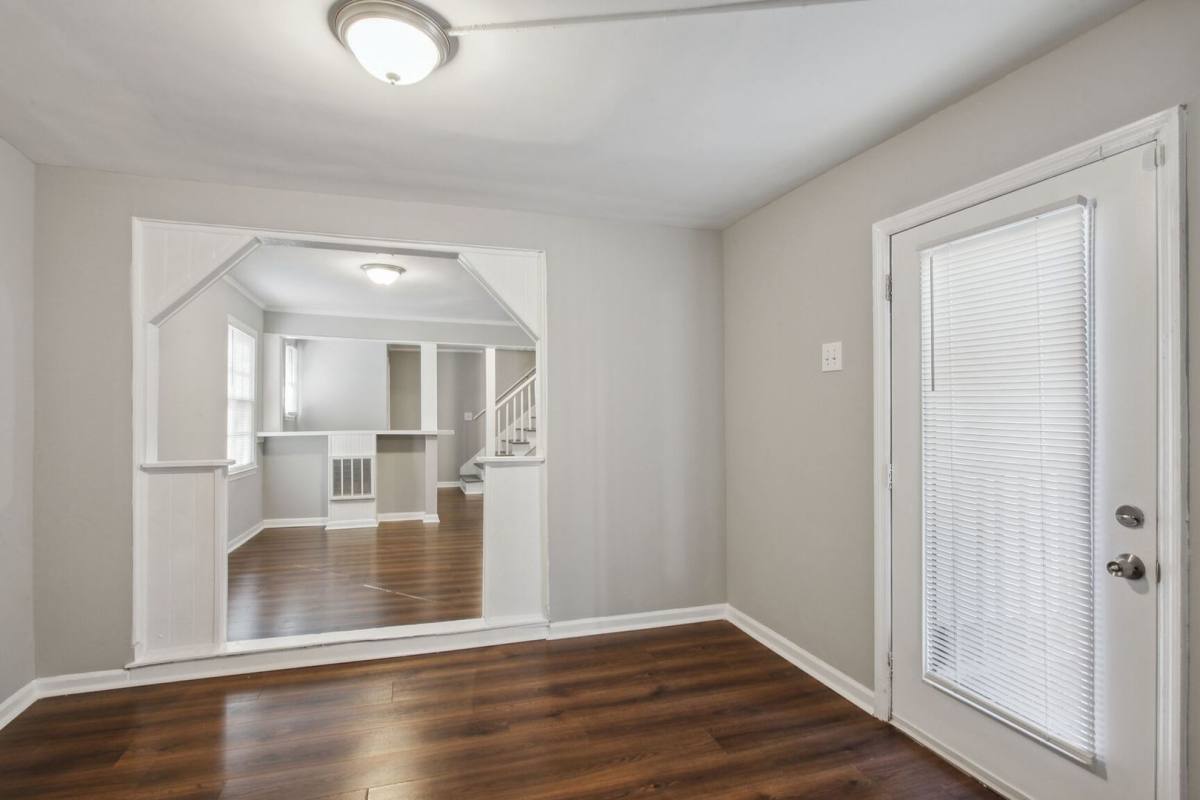 Apartment for rent at 1932 Beech St, Savannah, GA 31404