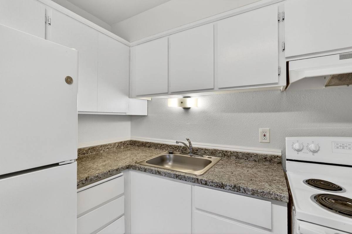 Apartment for rent at 13130 SE Powell Blvd, Portland, OR 97236