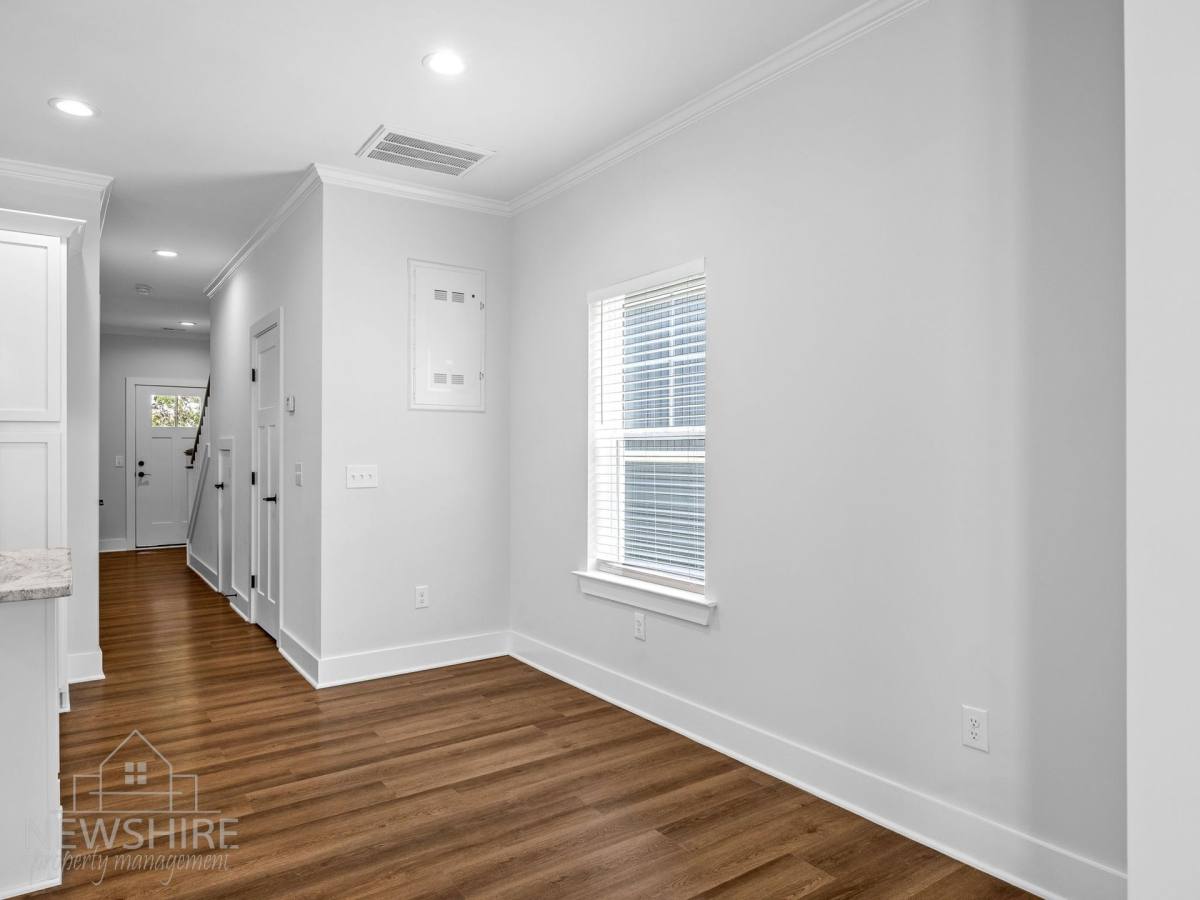 Townhouse for rent at 128 Oakwood Ave, Spartanburg, SC 29302