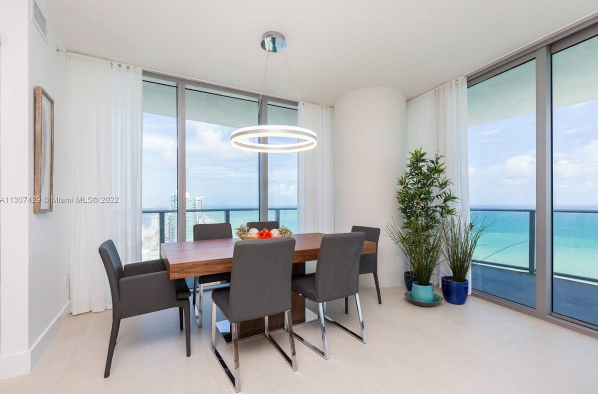 House for rent at 4111 S Ocean Dr, Hollywood, FL 33019