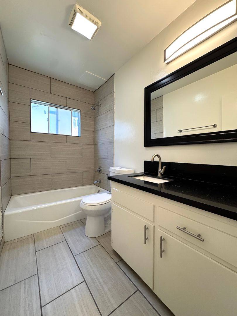 Apartment for rent at 1155 N Curson Ave, Los Angeles, CA 90046