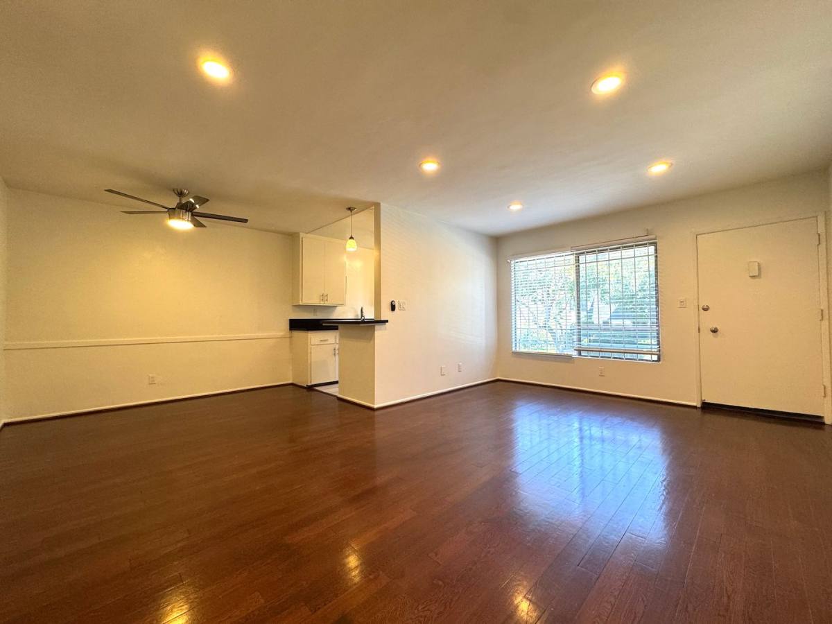 Apartment for rent at 1155 N Curson Ave, Los Angeles, CA 90046