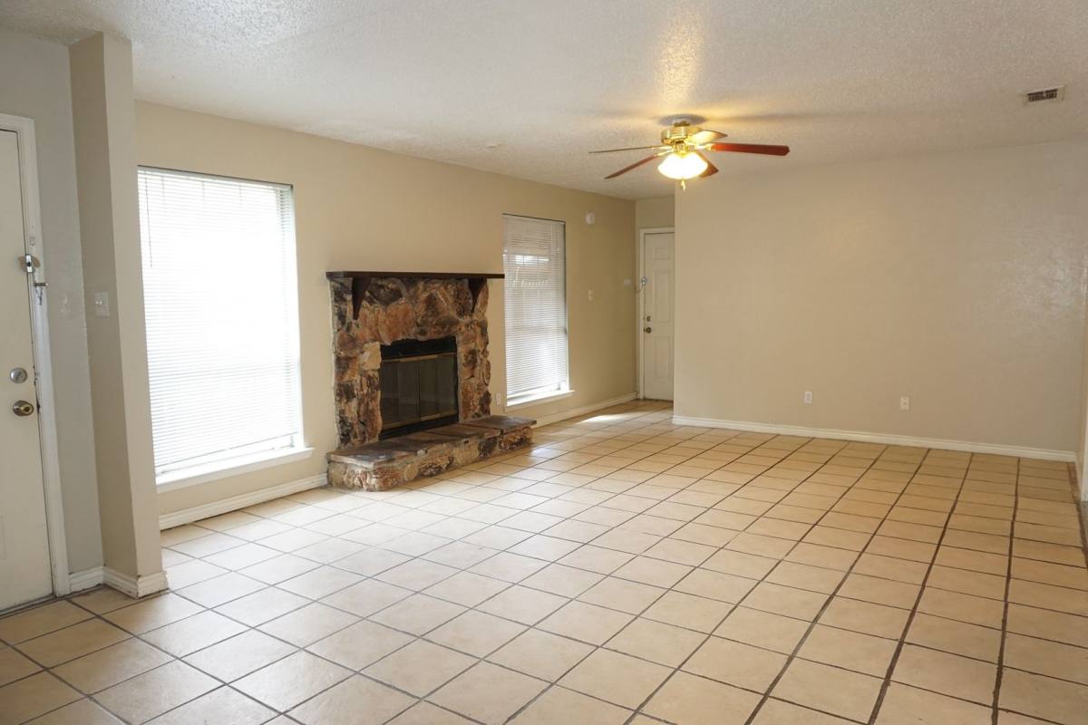 House for rent at 1827 Abshire Lane, Dallas, TX 75228