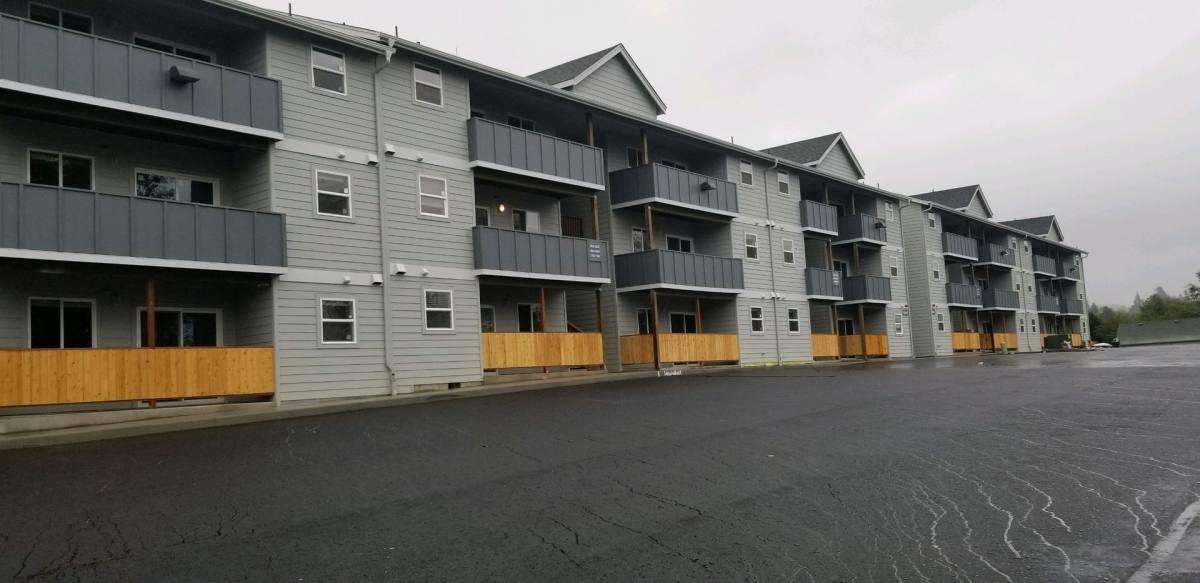Apartment for rent at 2031-2035 5th St, Astoria, OR 97103