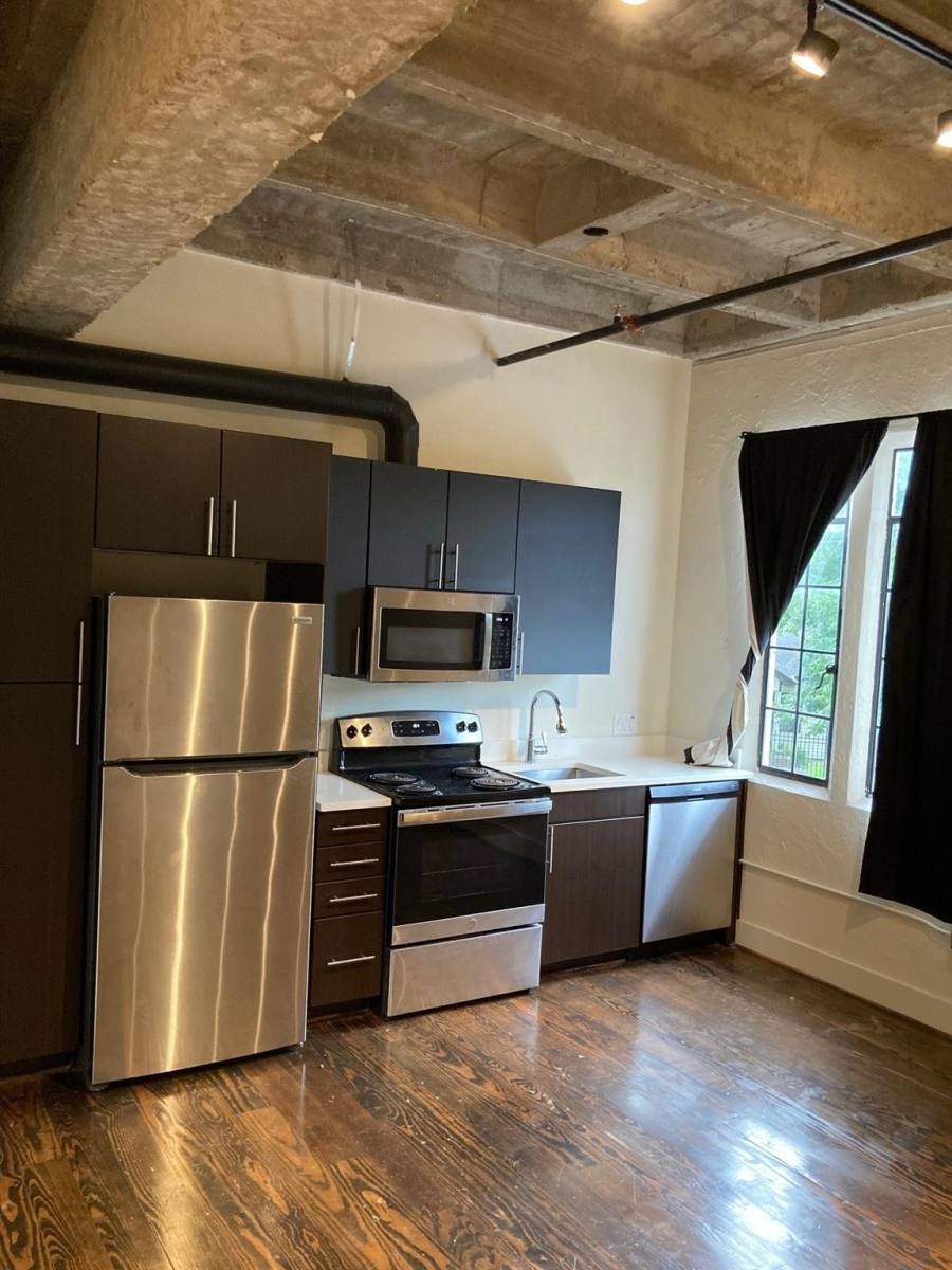 Apartment for rent at 4411 Dallas St #9, Houston, TX 77023