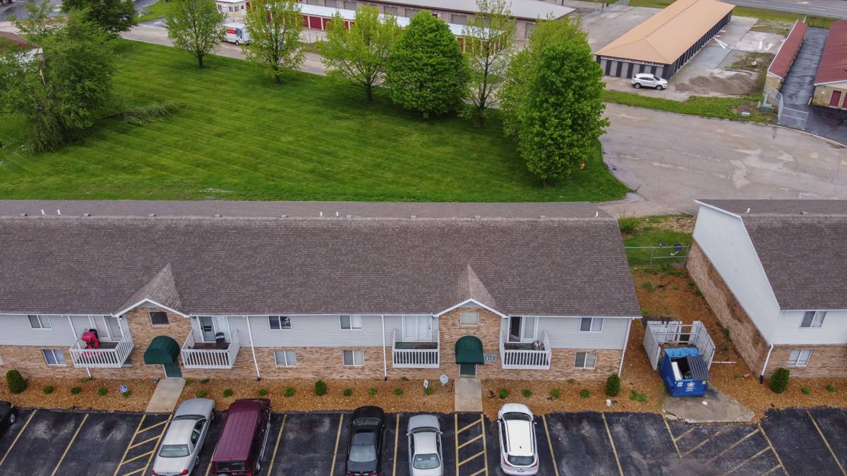 Apartment for rent at 1000 Royal Heights Rd, Belleville, IL 62226