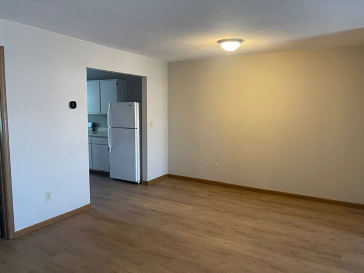 Court Royal, 1000 Royal Heights Rd, Belleville, IL 62226 - Apartment for Rent - Image 5