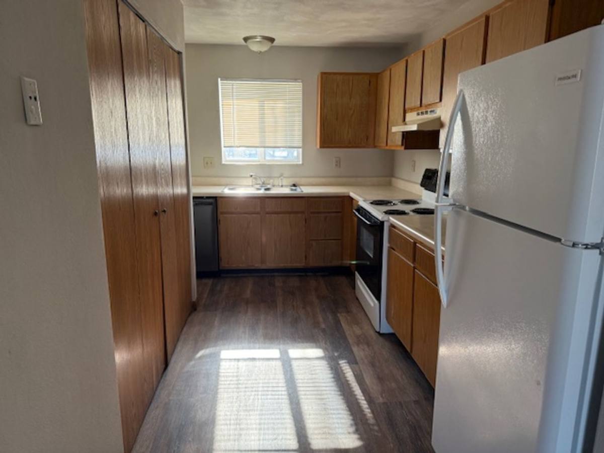 Apartment for rent at 1000 Royal Heights Rd, Belleville, IL 62226