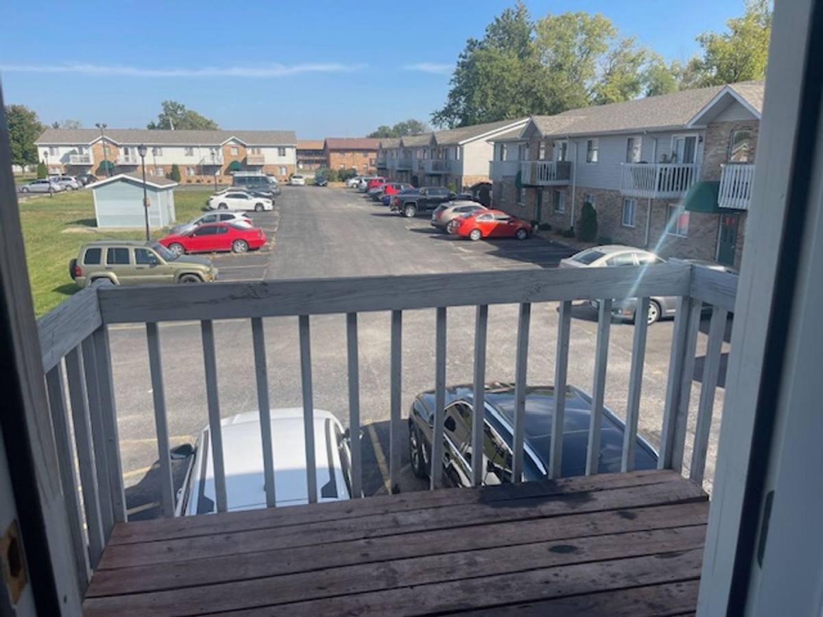 Apartment for rent at 1000 Royal Heights Rd, Belleville, IL 62226