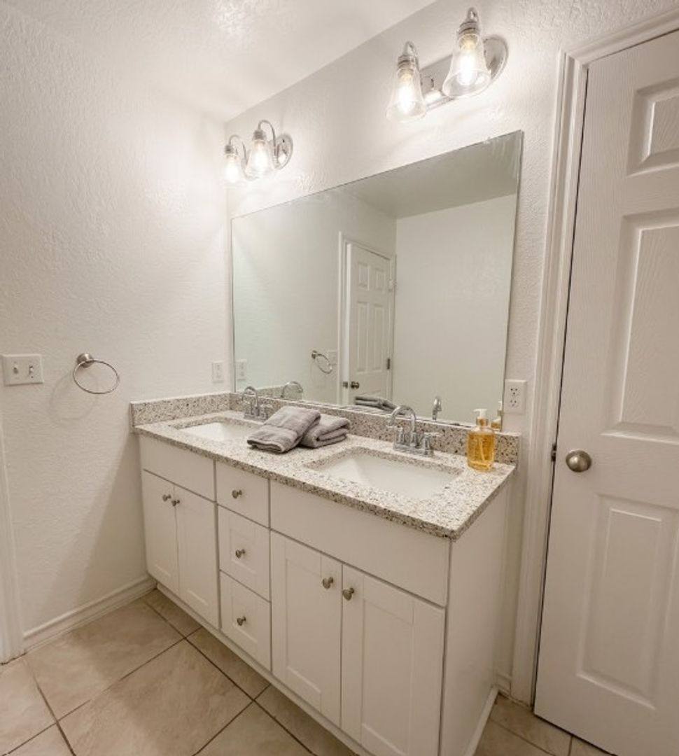 House for rent at 1806 Los Olivios Way, Austin, TX 78725