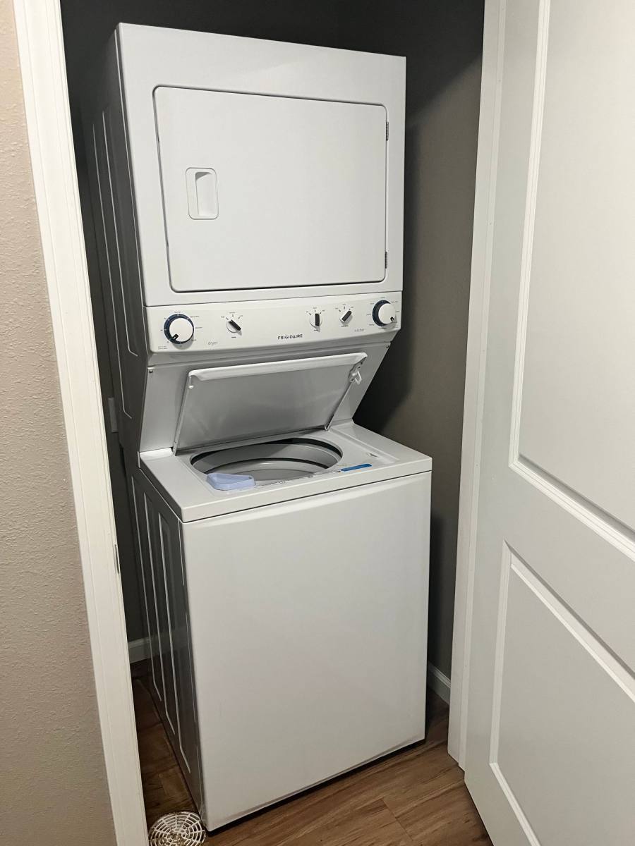 Apartment for rent at 320 & 310 Allan Ave, Owatonna, MN 55060