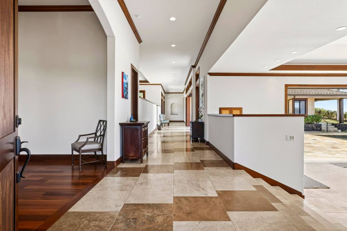 House for rent at 81-580 Kaiue St, Kealakekua, HI 96750