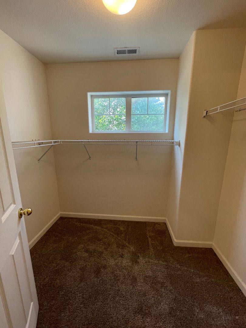 Townhouse for rent at 6220 SW 182nd Terrace, Beaverton, OR 97007