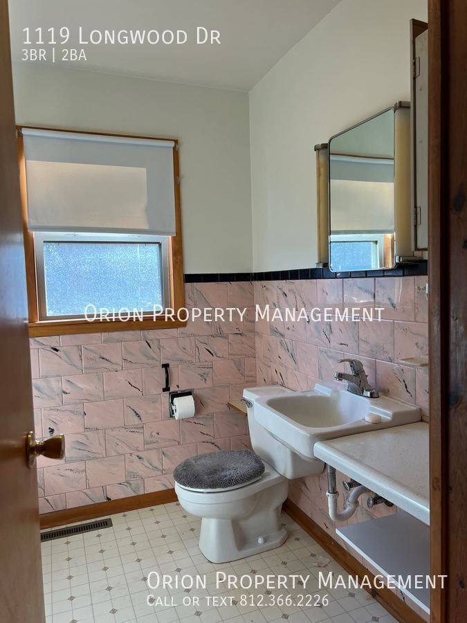 House for rent at 1119 Longwood Dr, Bloomington, IN 47401