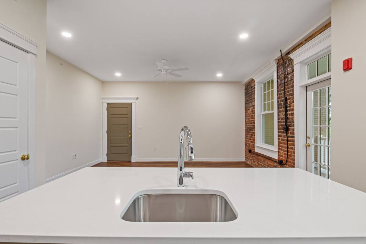 Apartment for rent at 913 Greenway Court, Norfolk, VA 23507