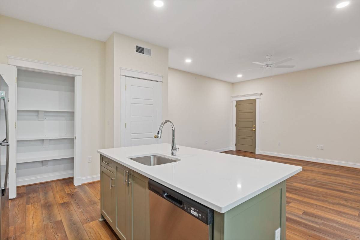 Apartment for rent at 913 Greenway Court, Norfolk, VA 23507