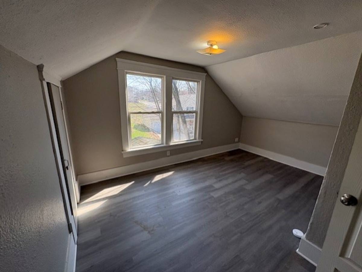 House for rent at 624 Garfield St, Akron, OH 44310