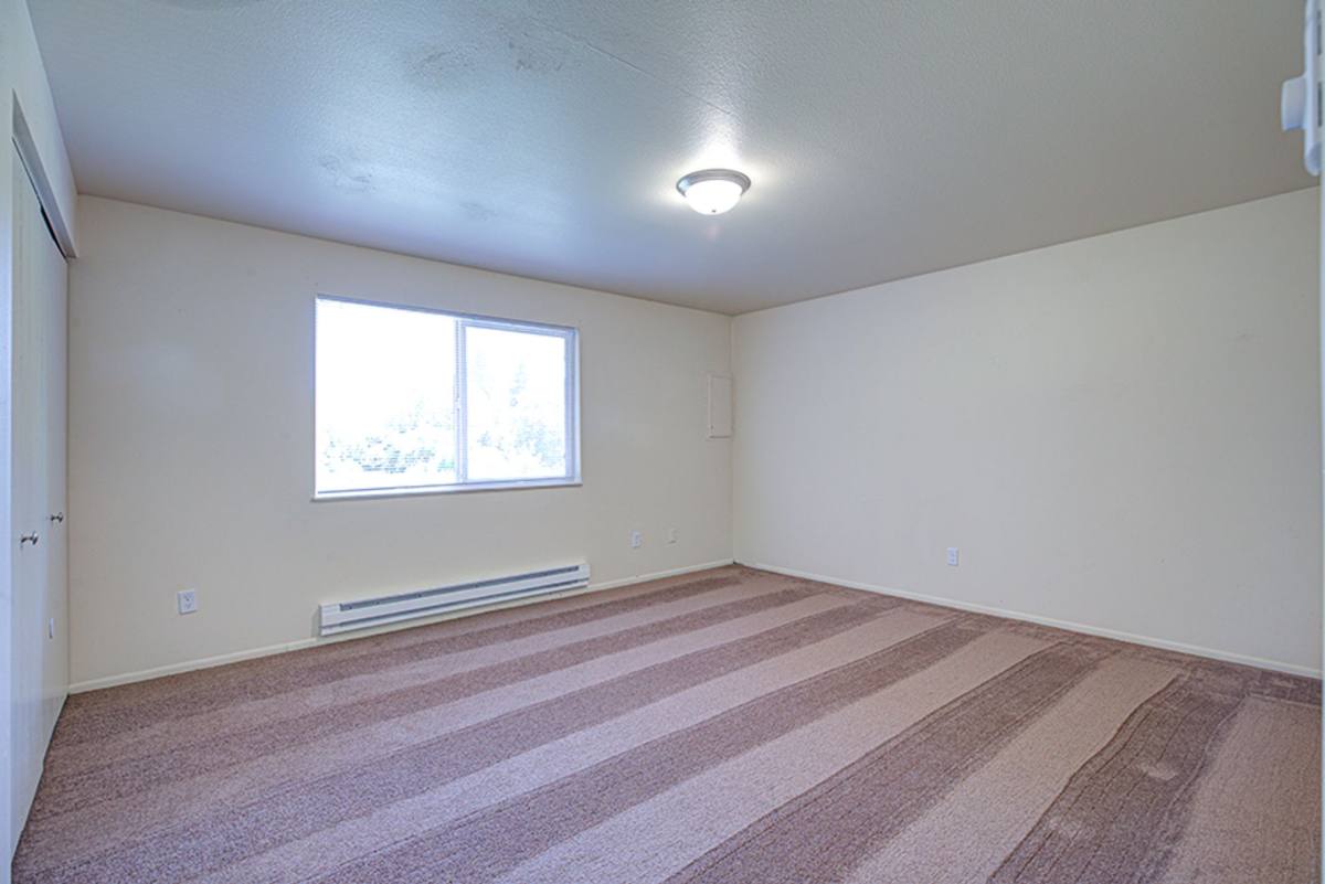 Townhouse for rent at 52279 SW 4th St, Scappoose, OR 97056