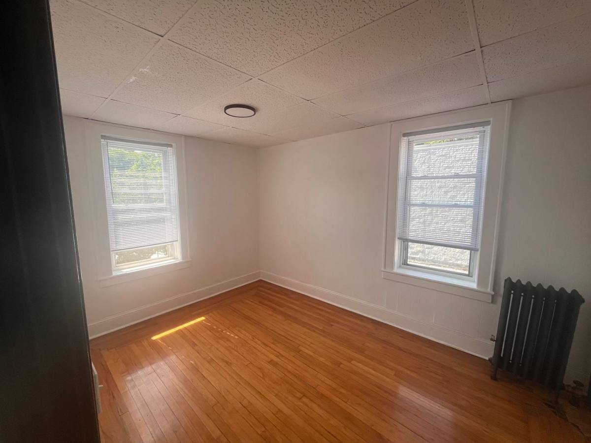 Apartment for rent at 300 Elm Place, Leonia, NJ 07605
