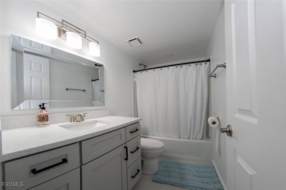 Condo for rent at 16007 Davis Rd #613, Fort Myers, FL 33908