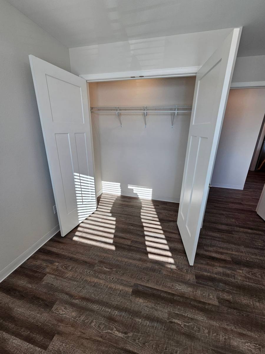 Apartment for rent at 1100 W Marion St, Manchester, IA 52057