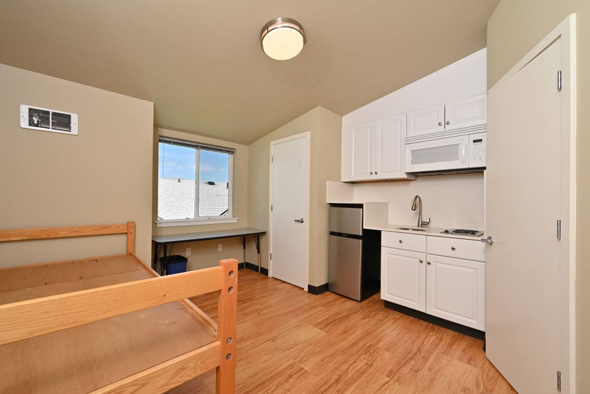 Apartment for rent at 4730 20th Ave NE, Seattle, WA 98105