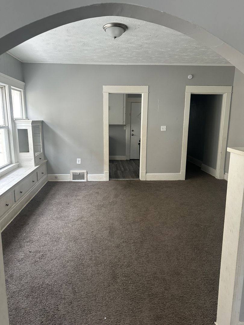 Apartment for rent at 4139 E 104th St, Cleveland, OH 44105