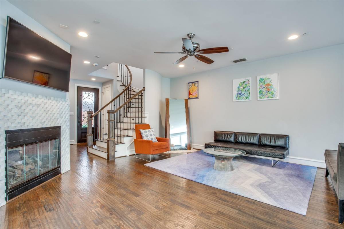 Townhouse for rent at 4532 Normandy Ave, Dallas, TX 75205