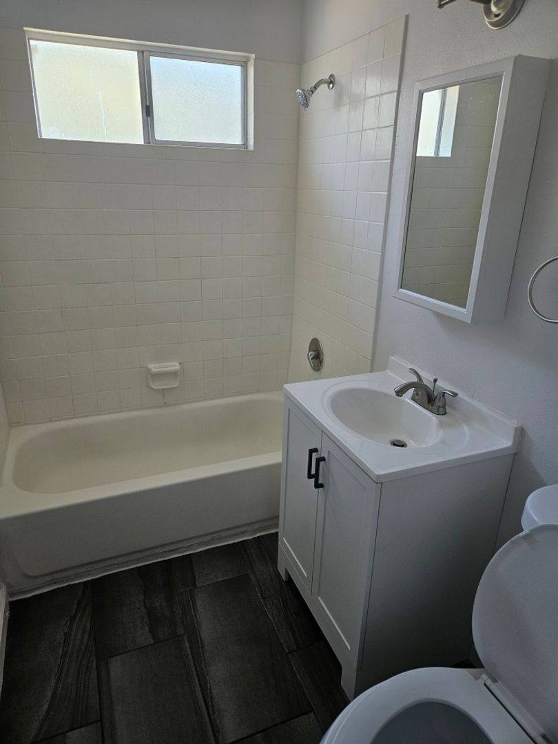 Apartment for rent at 4210-4216 Division St, San Diego, CA 92113